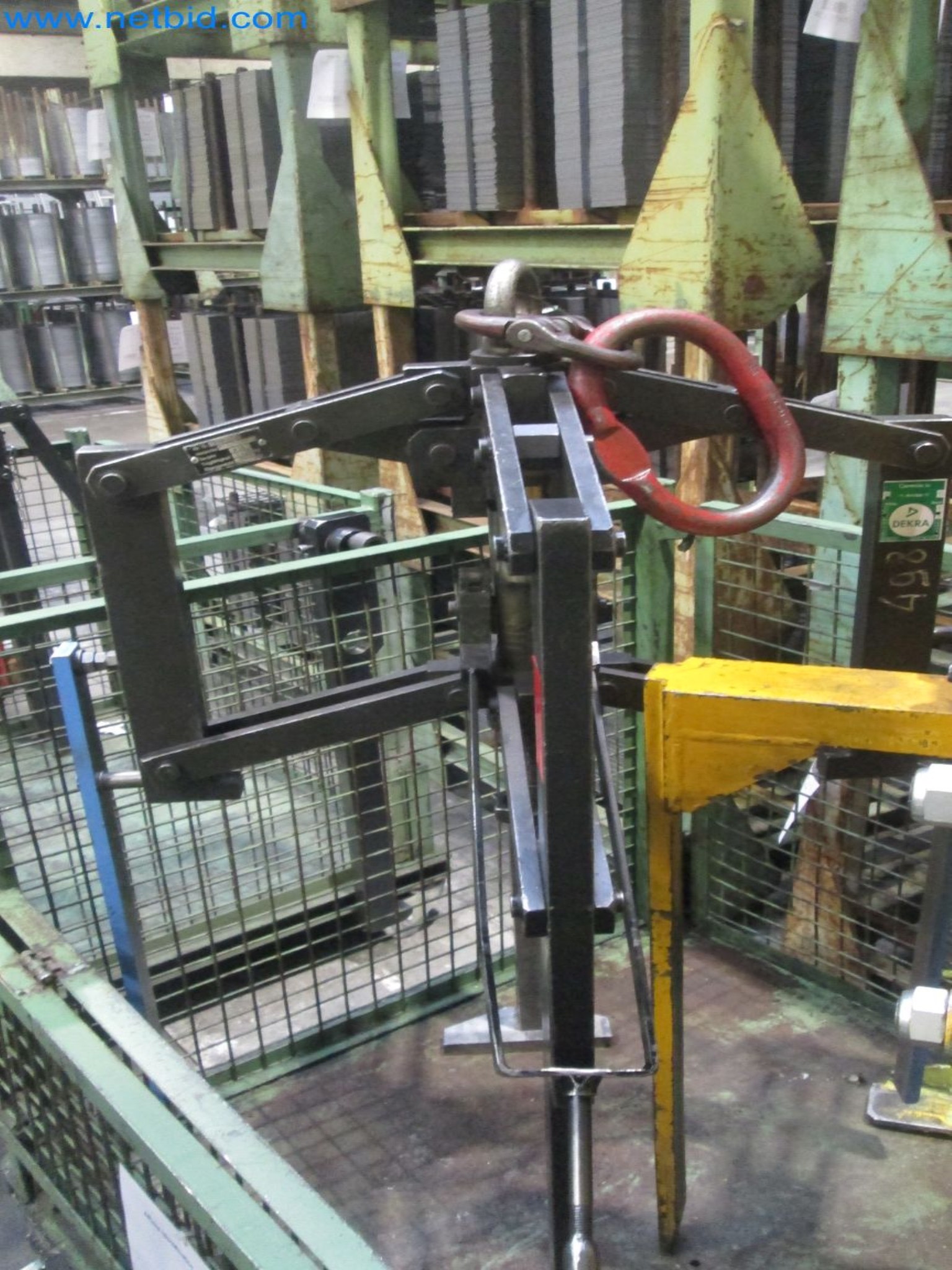 Betriebsstillegung: Produktionsanlagen eines Automobilzulieferers – Allgaier Werke in Frankreich-5