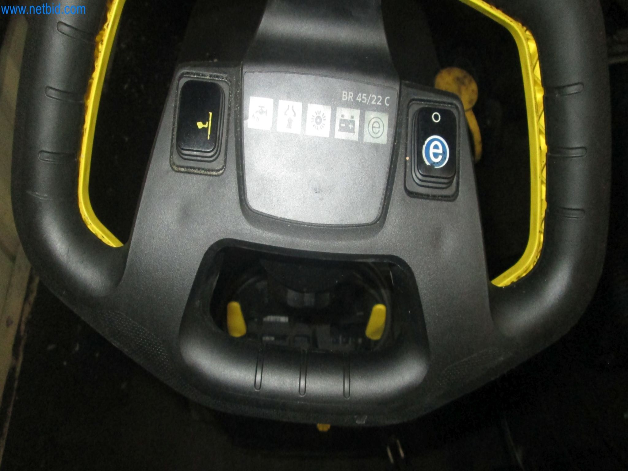 Betriebsstillegung: Produktionsanlagen eines Automobilzulieferers – Allgaier Werke in Frankreich-3