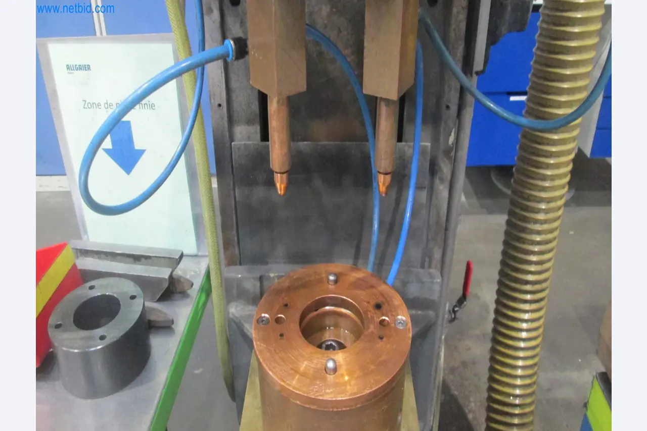 Betriebsstillegung: Produktionsanlagen eines Automobilzulieferers – Allgaier Werke in Frankreich-4