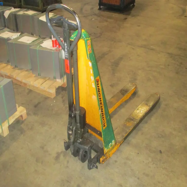 Pallet truck Jungheinrich