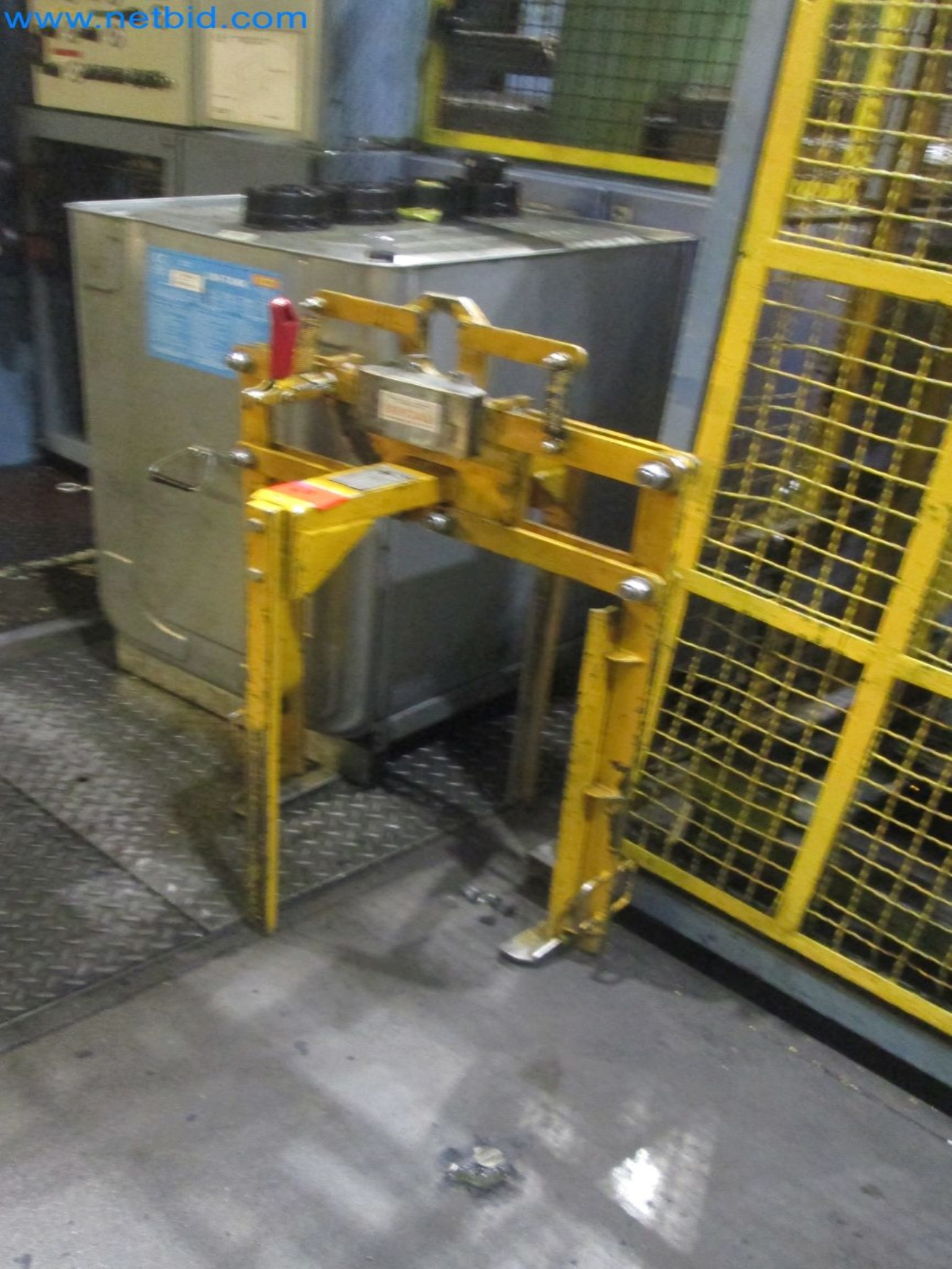 Betriebsstillegung: Produktionsanlagen eines Automobilzulieferers – Allgaier Werke in Frankreich-2