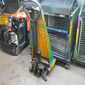 High-lift pallet truck Jungheinrich