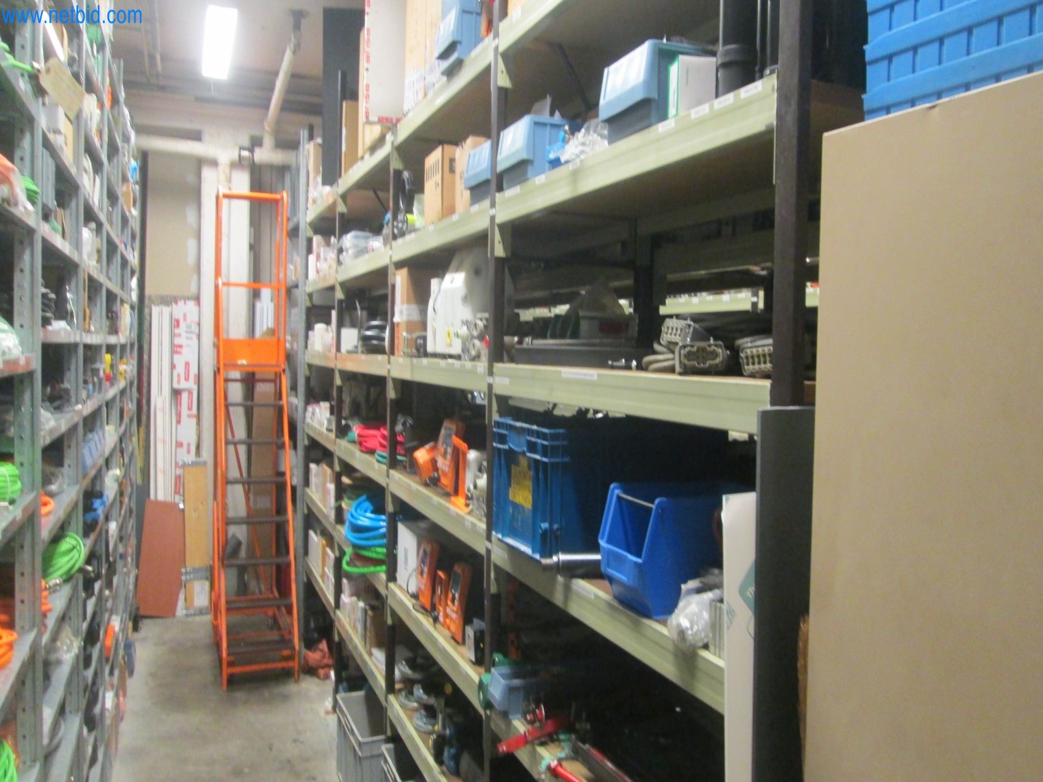 Betriebsstillegung: Produktionsanlagen eines Automobilzulieferers – Allgaier Werke in Frankreich-4