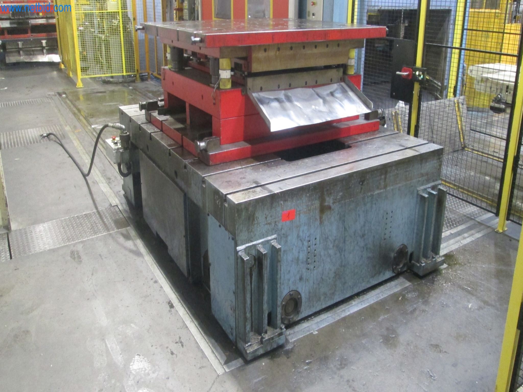 Betriebsstillegung: Produktionsanlagen eines Automobilzulieferers – Allgaier Werke in Frankreich-22