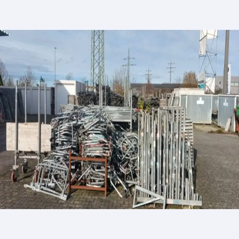 6.400 m² de elementos de andamiaje de fachada con accesorios-3