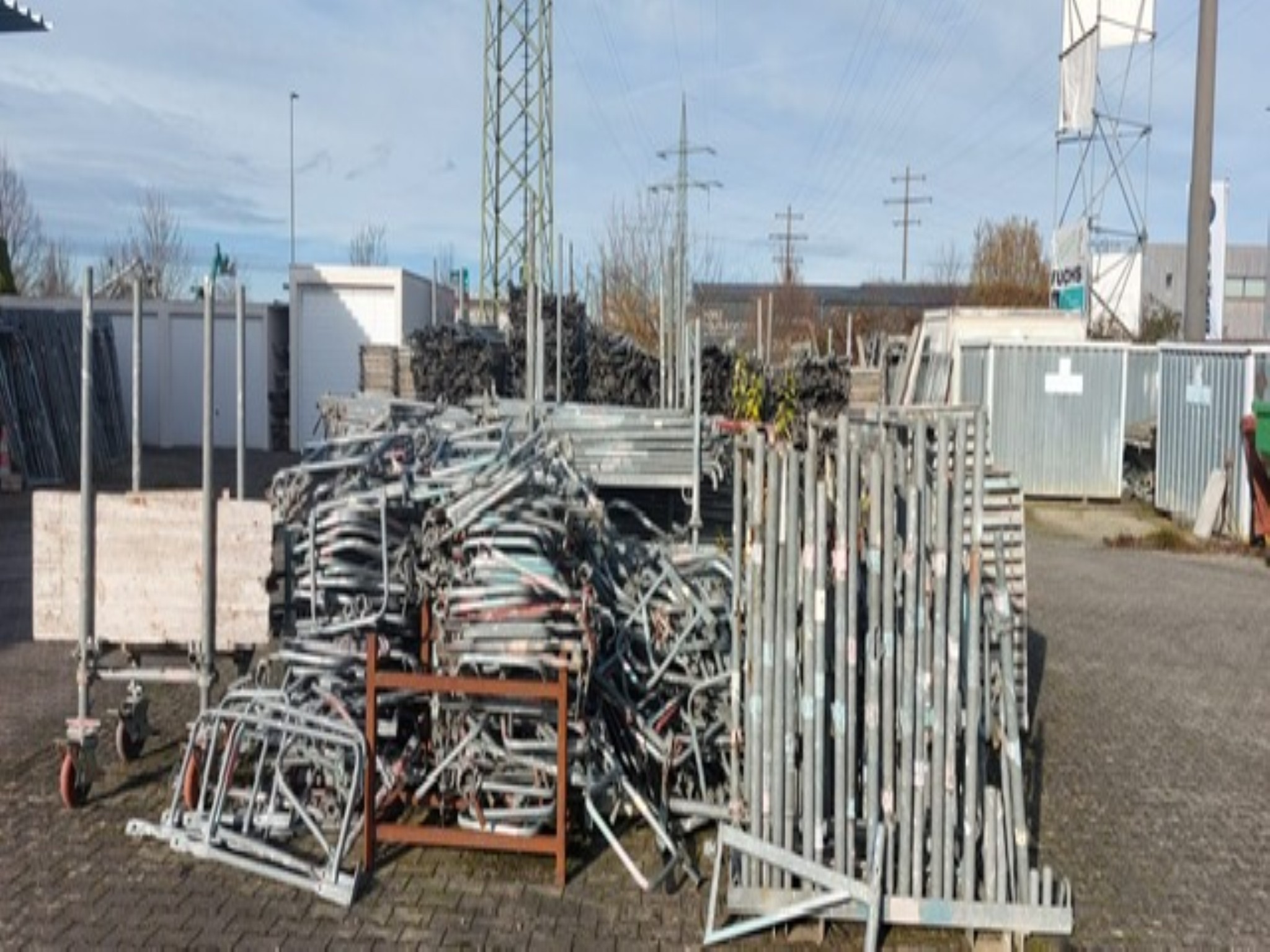 6,400 m² façade scaffolding elements with accessories-3