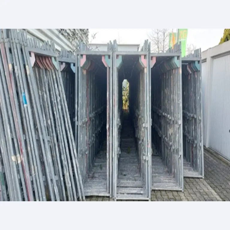 6,400 m² façade scaffolding elements with accessories-4