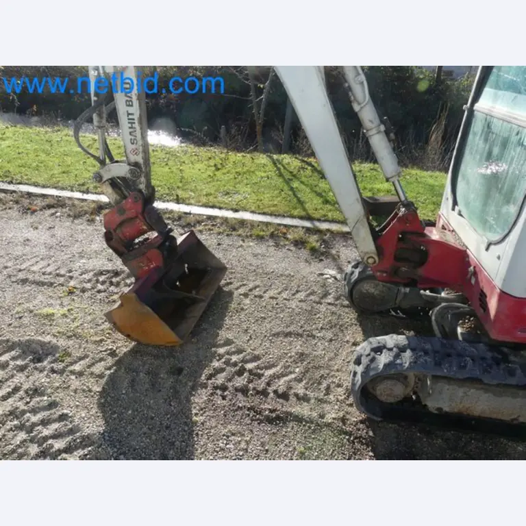 TAKEUCHI TB216 mini crawler excavator-10