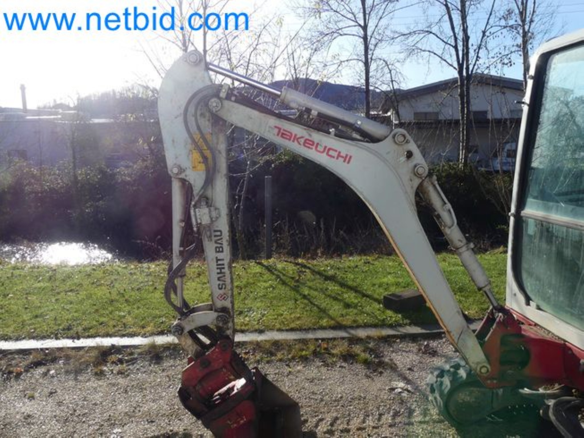 TAKEUCHI TB216 mini crawler excavator-11