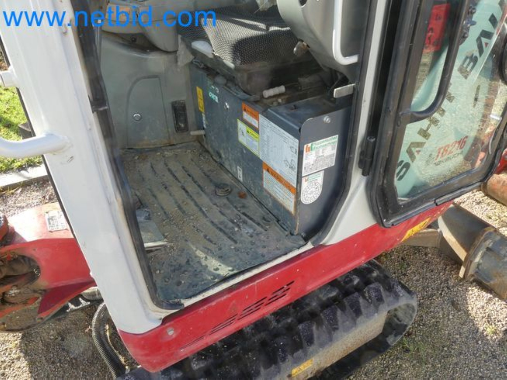 TAKEUCHI TB216 mini crawler excavator-20