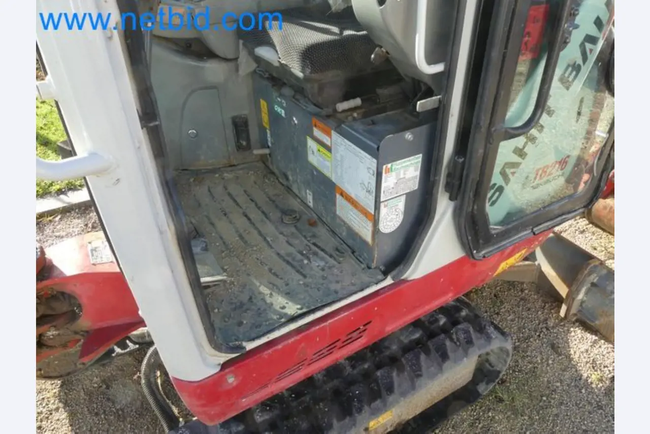 TAKEUCHI TB216 mini crawler excavator-20