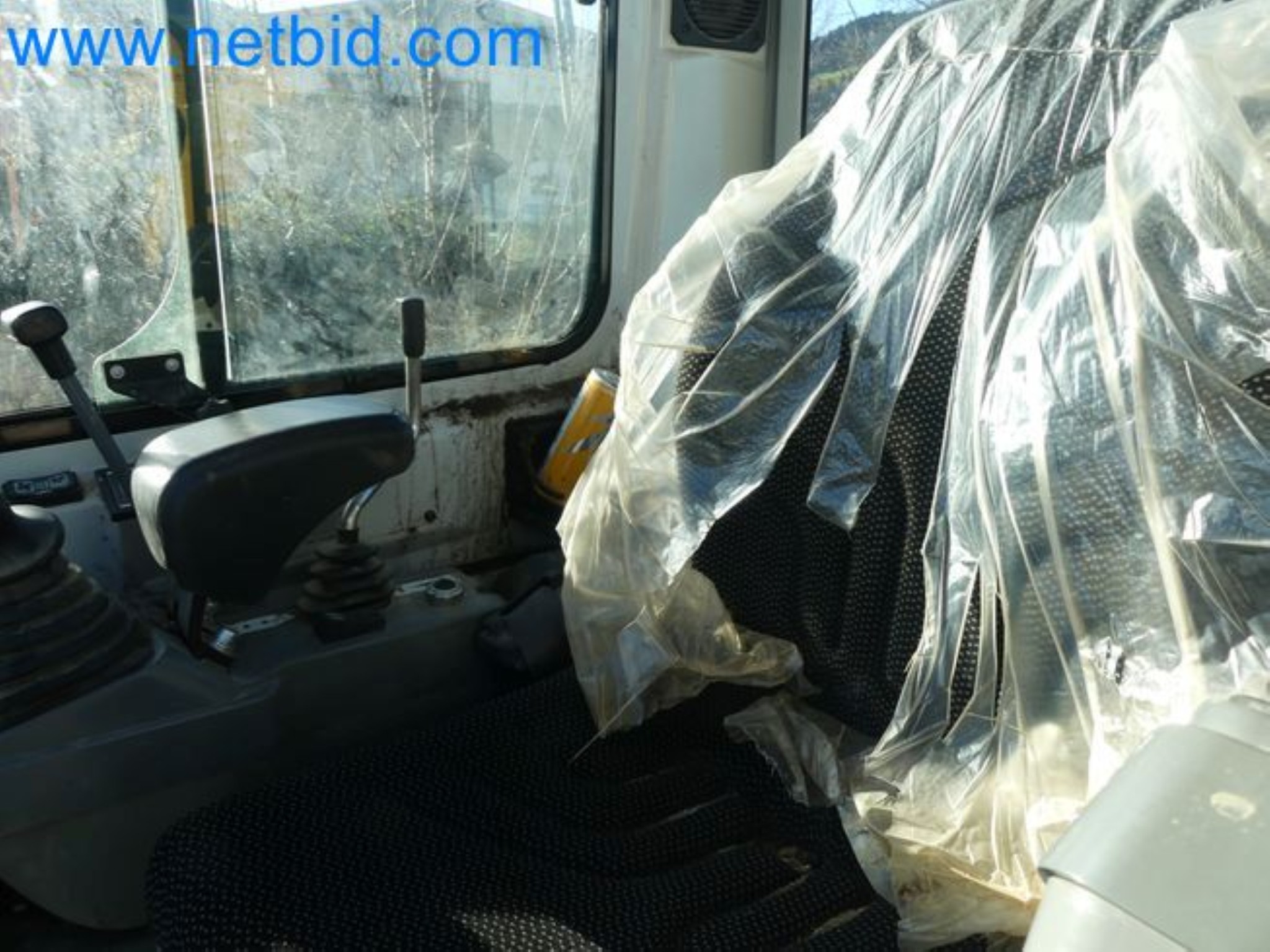 TAKEUCHI TB216 mini crawler excavator-22