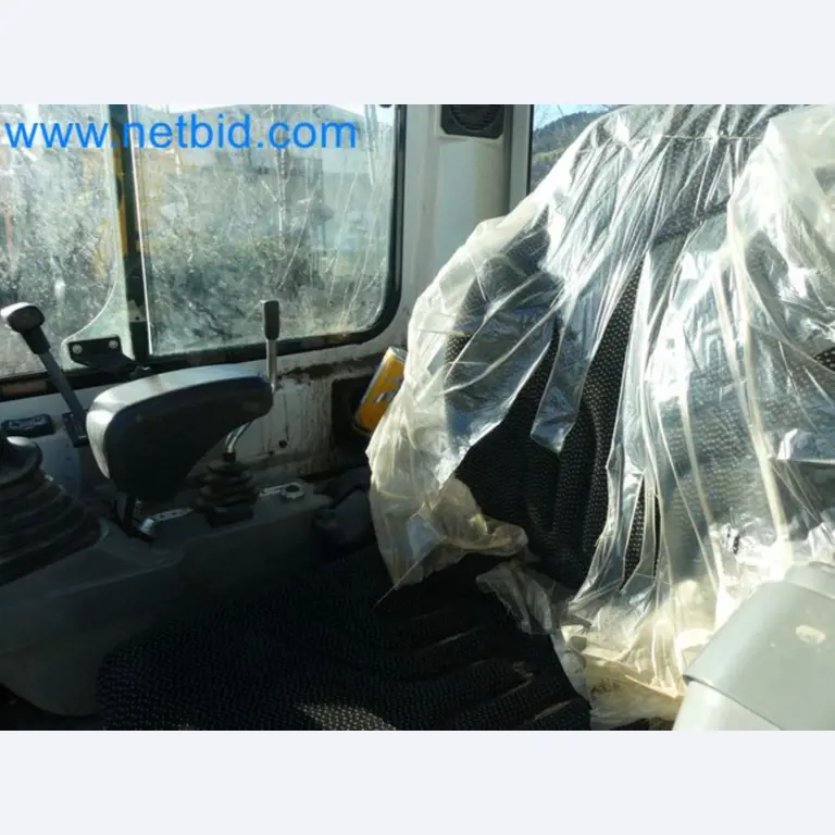 TAKEUCHI TB216 mini crawler excavator-22