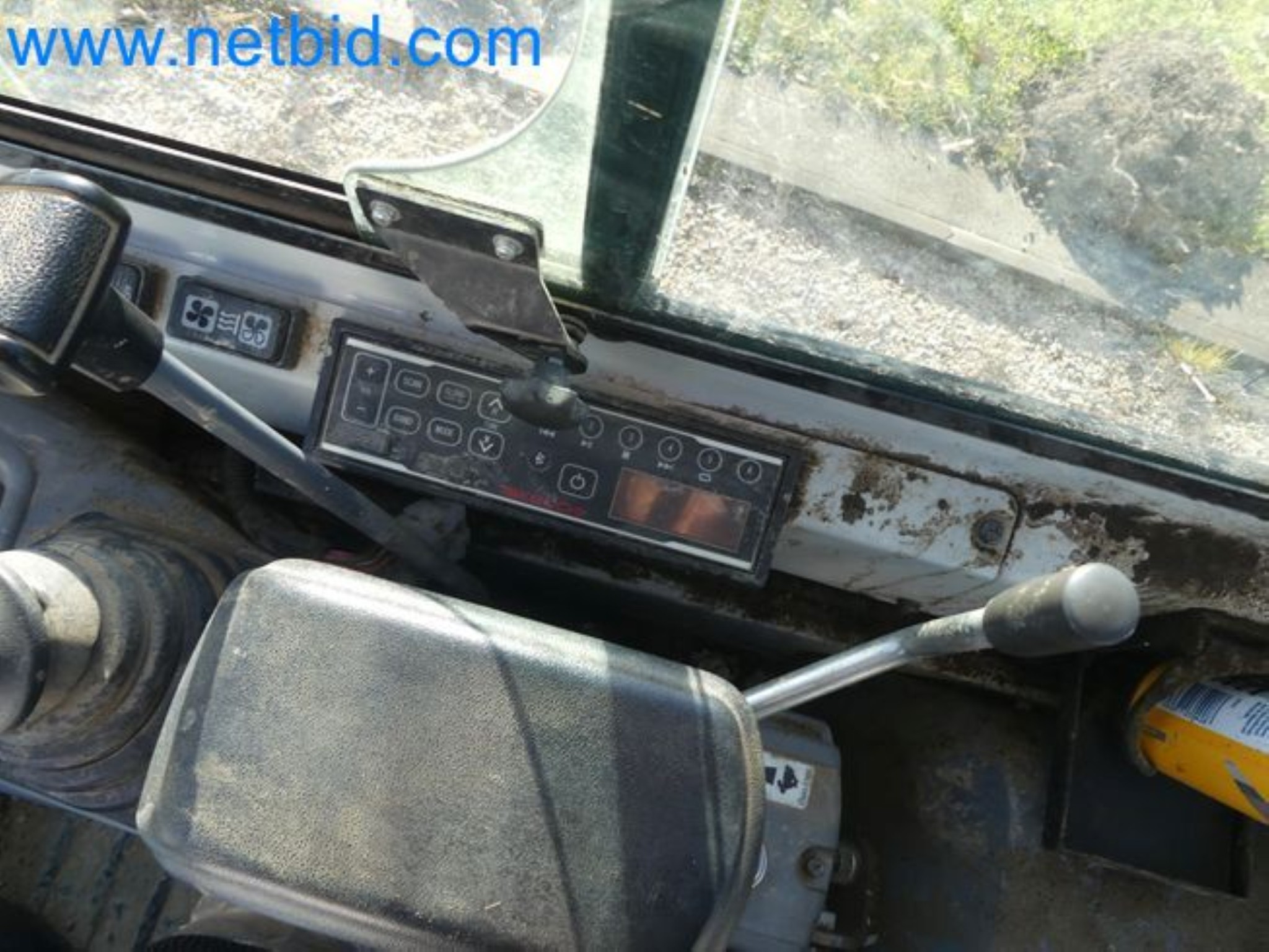 TAKEUCHI TB216 mini crawler excavator-27