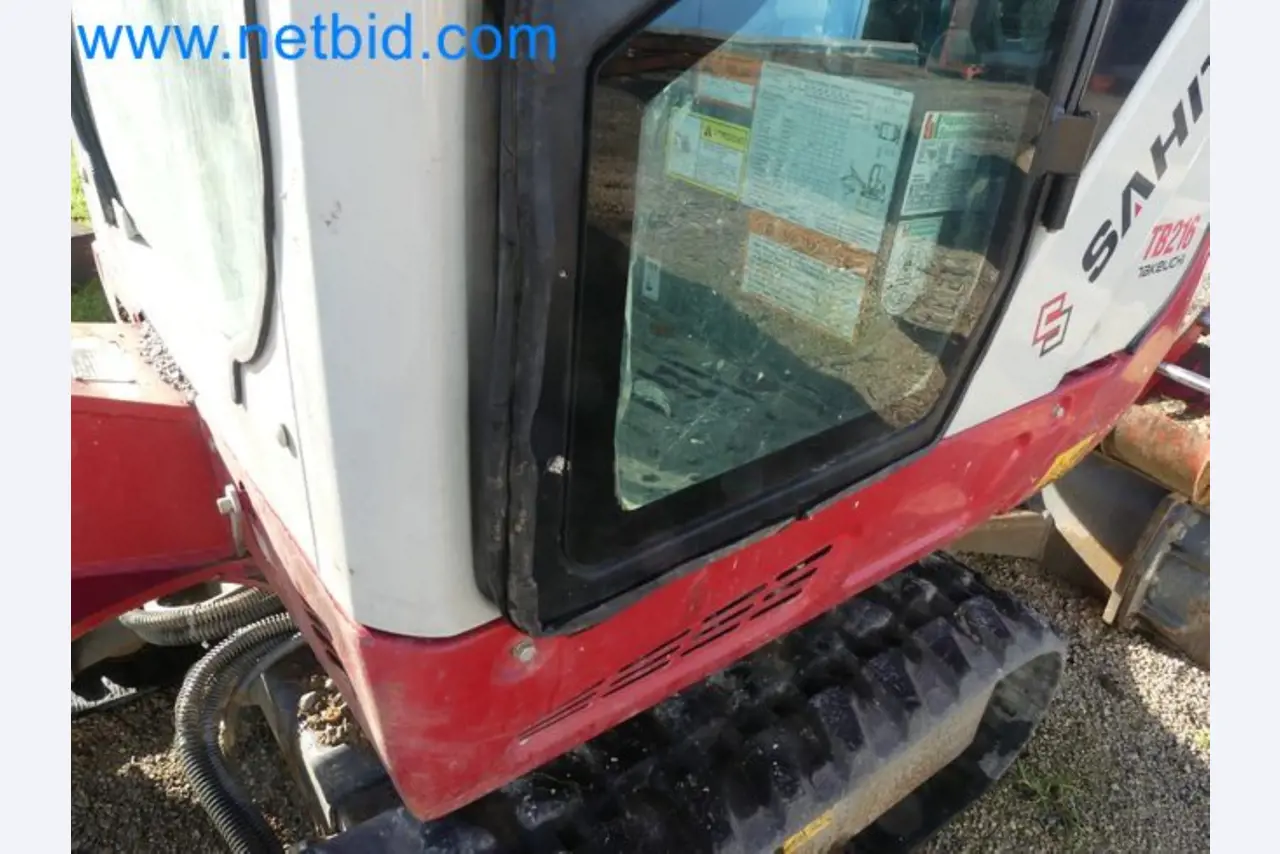 TAKEUCHI TB216 mini crawler excavator-35