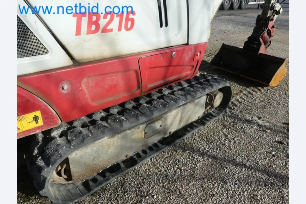 TAKEUCHI TB216 mini crawler excavator-40