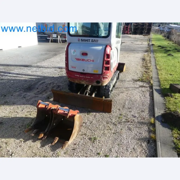 TAKEUCHI TB216 mini crawler excavator-47