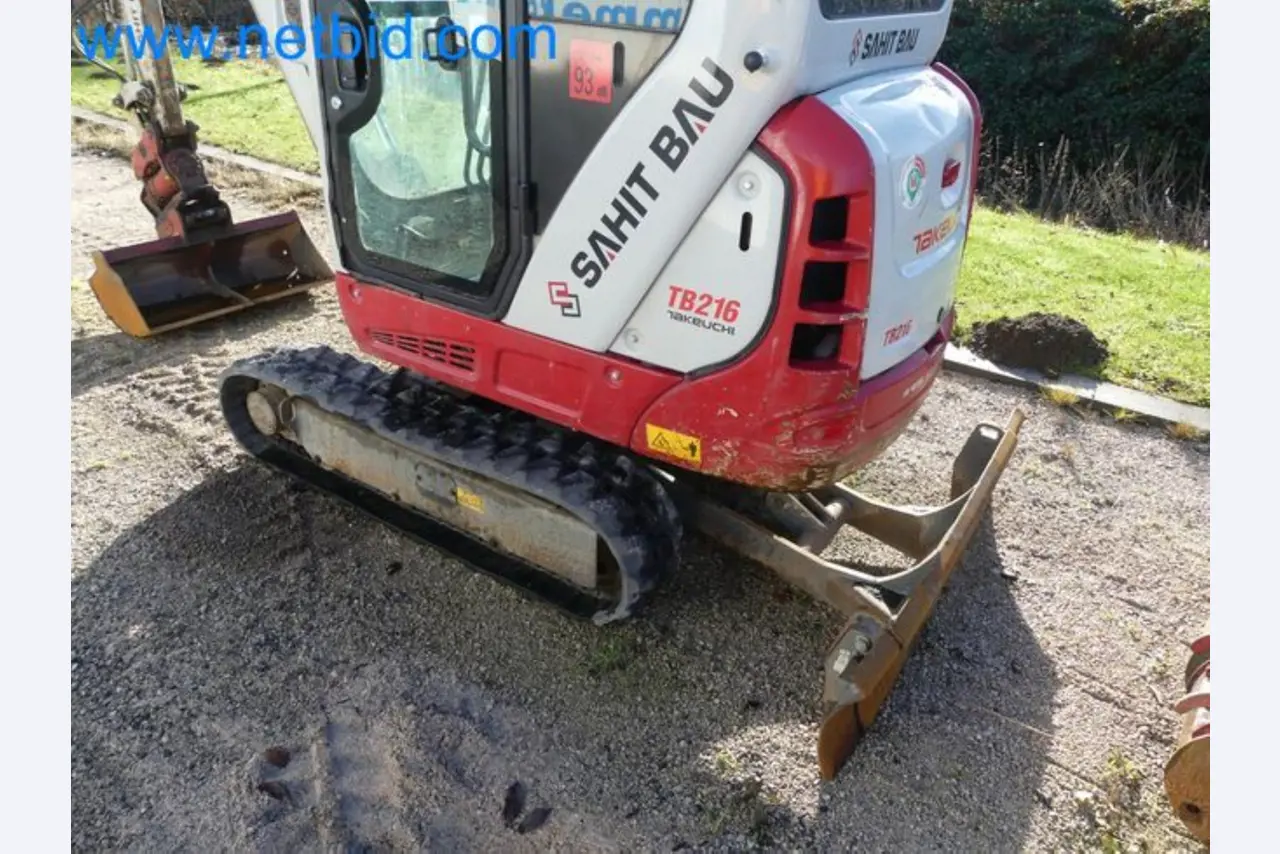 TAKEUCHI TB216 mini crawler excavator-6