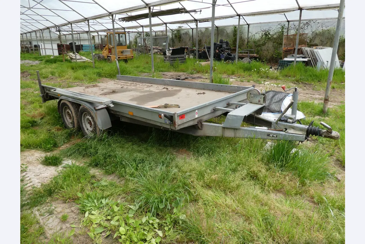 Horticultural machinery, excavators, construction vehicles & forestry machinery-19