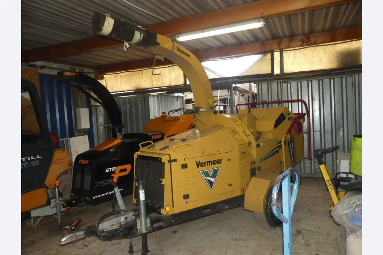 Horticultural machinery, excavators, construction vehicles & forestry machinery-27