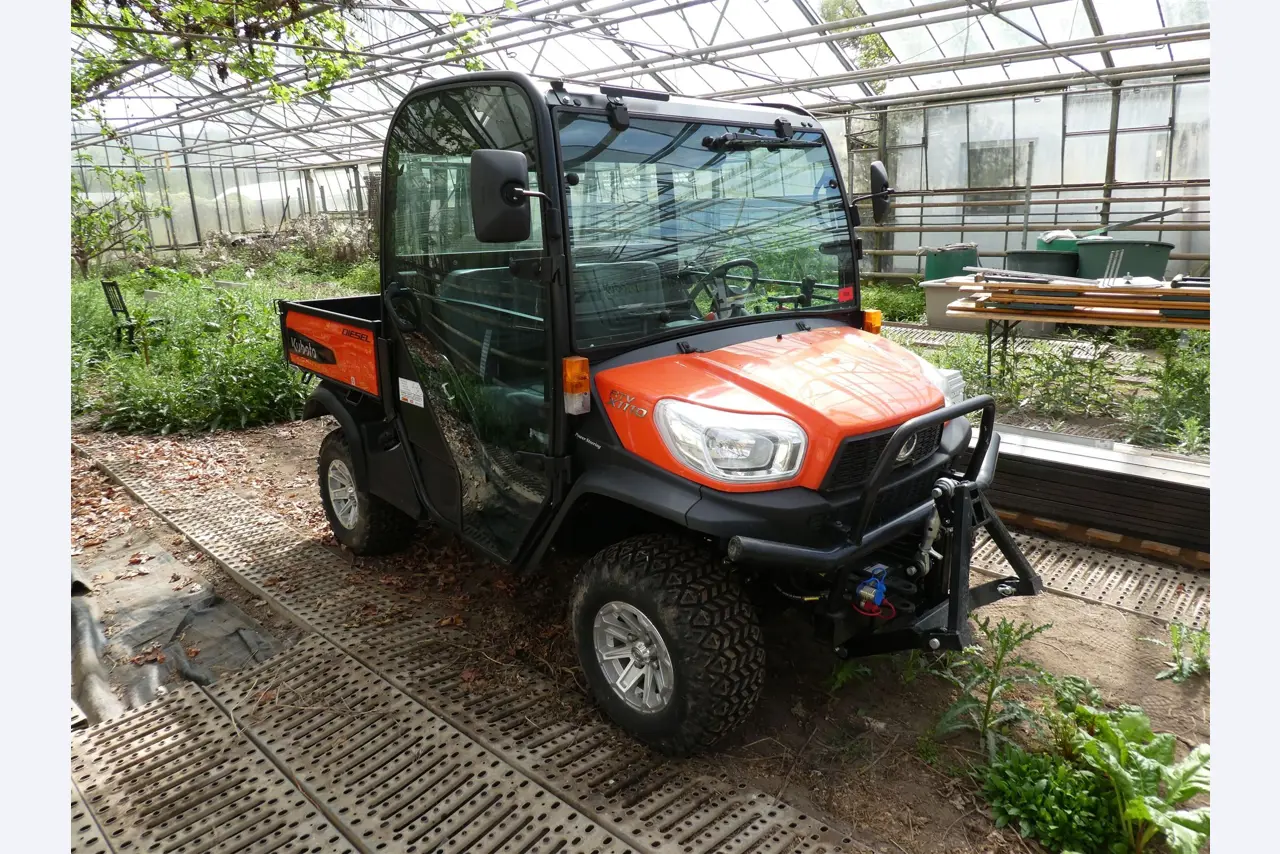 Horticultural machinery, excavators, construction vehicles & forestry machinery-1