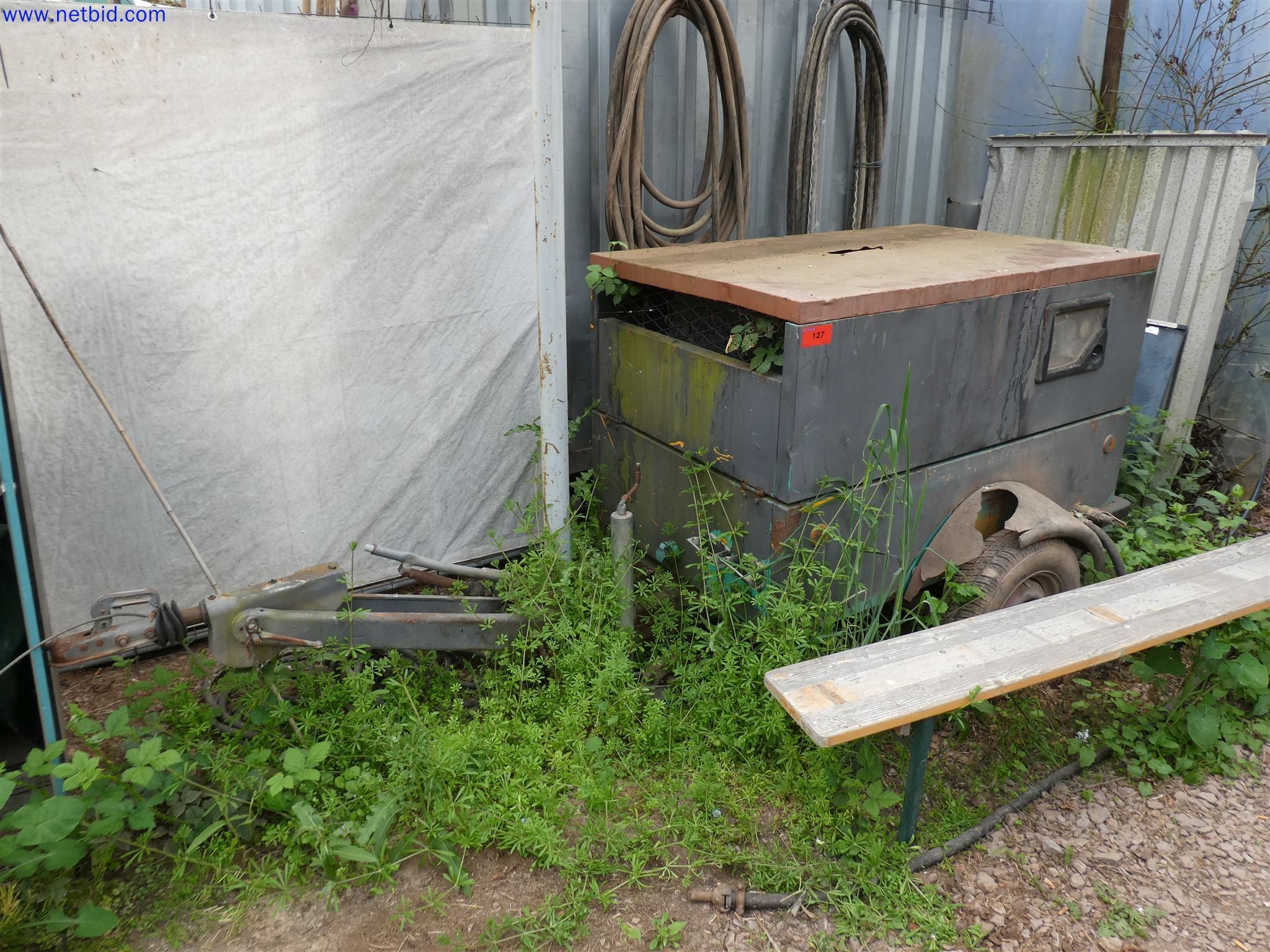 Machines de jardinage, pelles, véhicules de chantier & machines forestières-1
