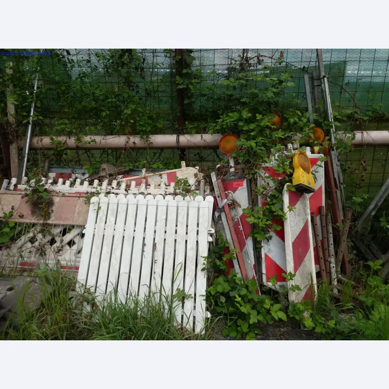 Horticultural machinery, excavators, construction vehicles & forestry machinery-4