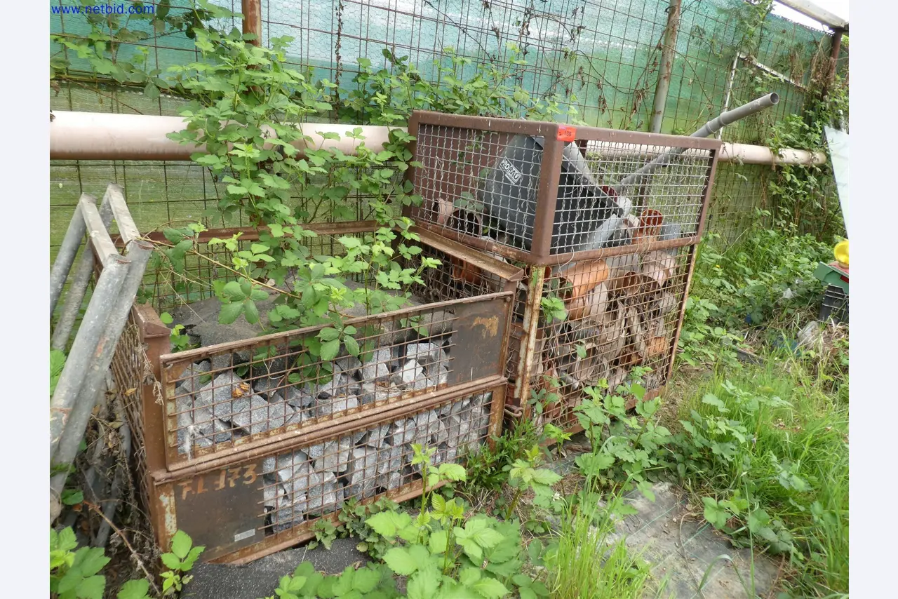 Machines de jardinage, pelles, véhicules de chantier & machines forestières-1