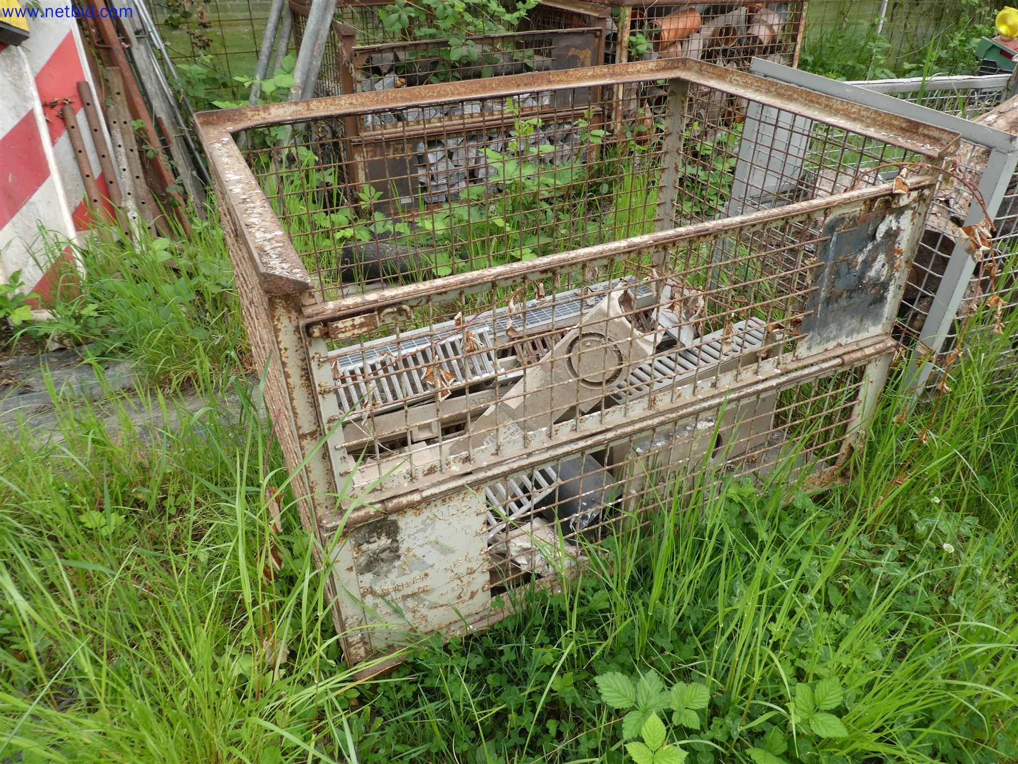 Machines de jardinage, pelles, véhicules de chantier & machines forestières-4