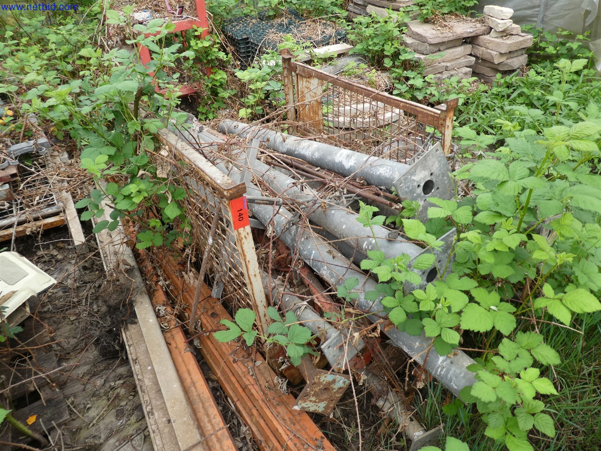 Machines de jardinage, pelles, véhicules de chantier & machines forestières-1