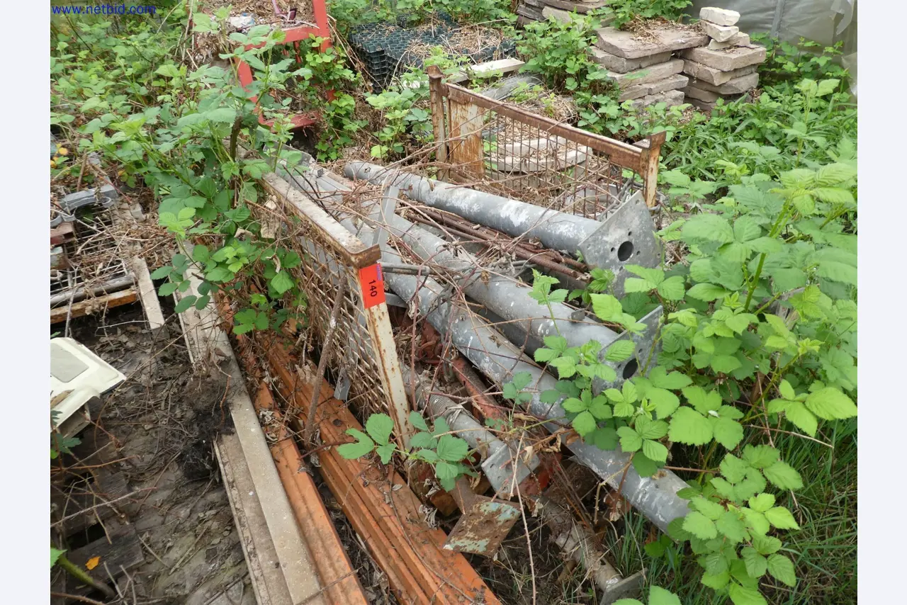 Machines de jardinage, pelles, véhicules de chantier & machines forestières-1