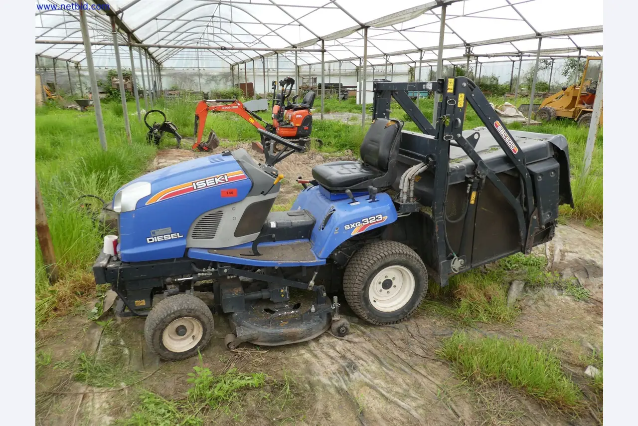 Machines de jardinage, pelles, véhicules de chantier & machines forestières-1