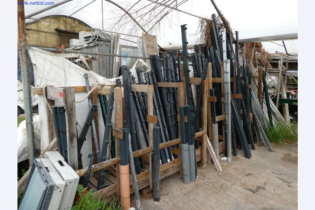 Machines de jardinage, pelles, véhicules de chantier & machines forestières-1