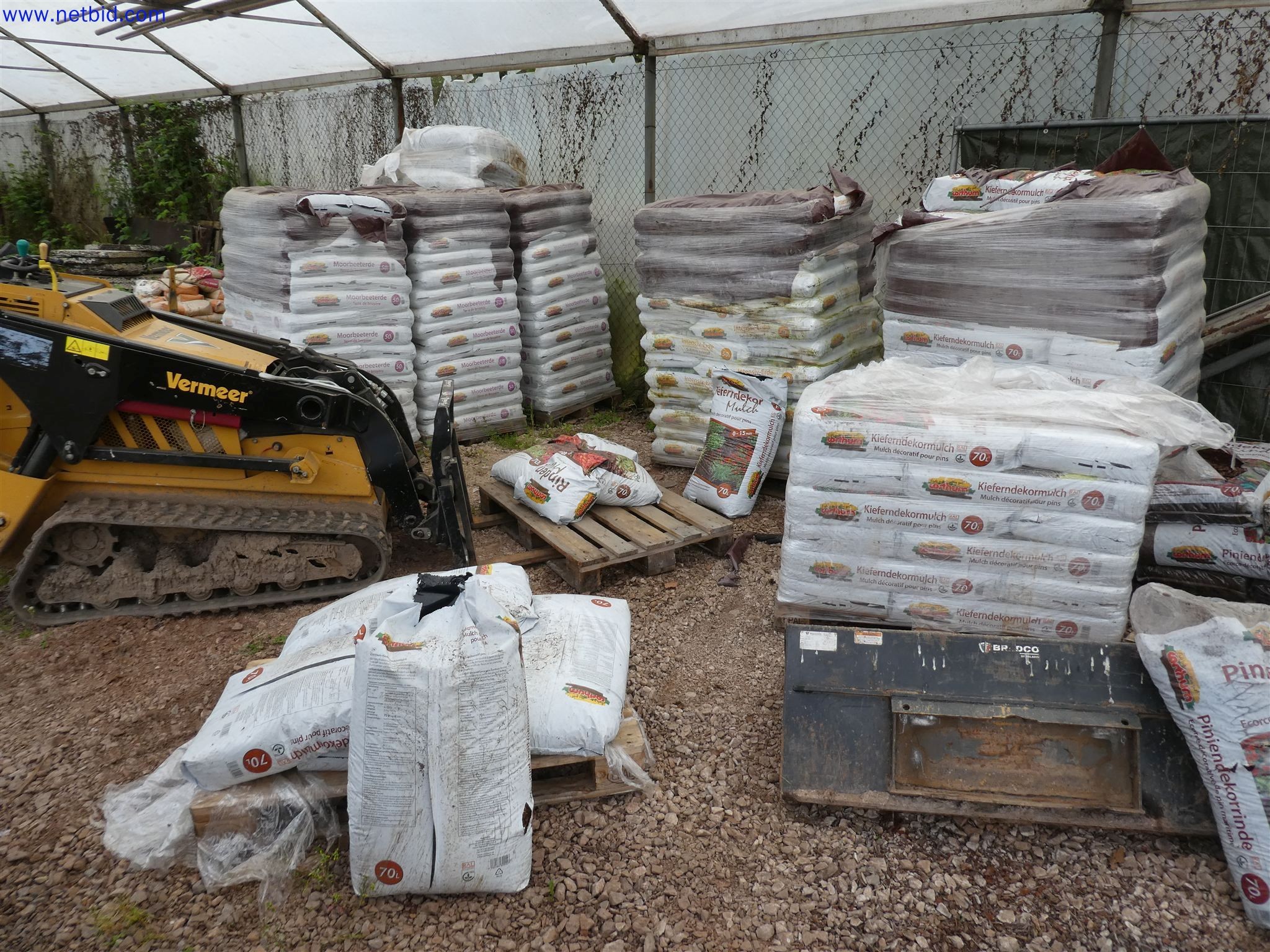 Machines de jardinage, pelles, véhicules de chantier & machines forestières-9