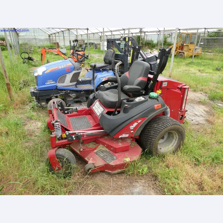 Machines de jardinage, pelles, véhicules de chantier & machines forestières-1
