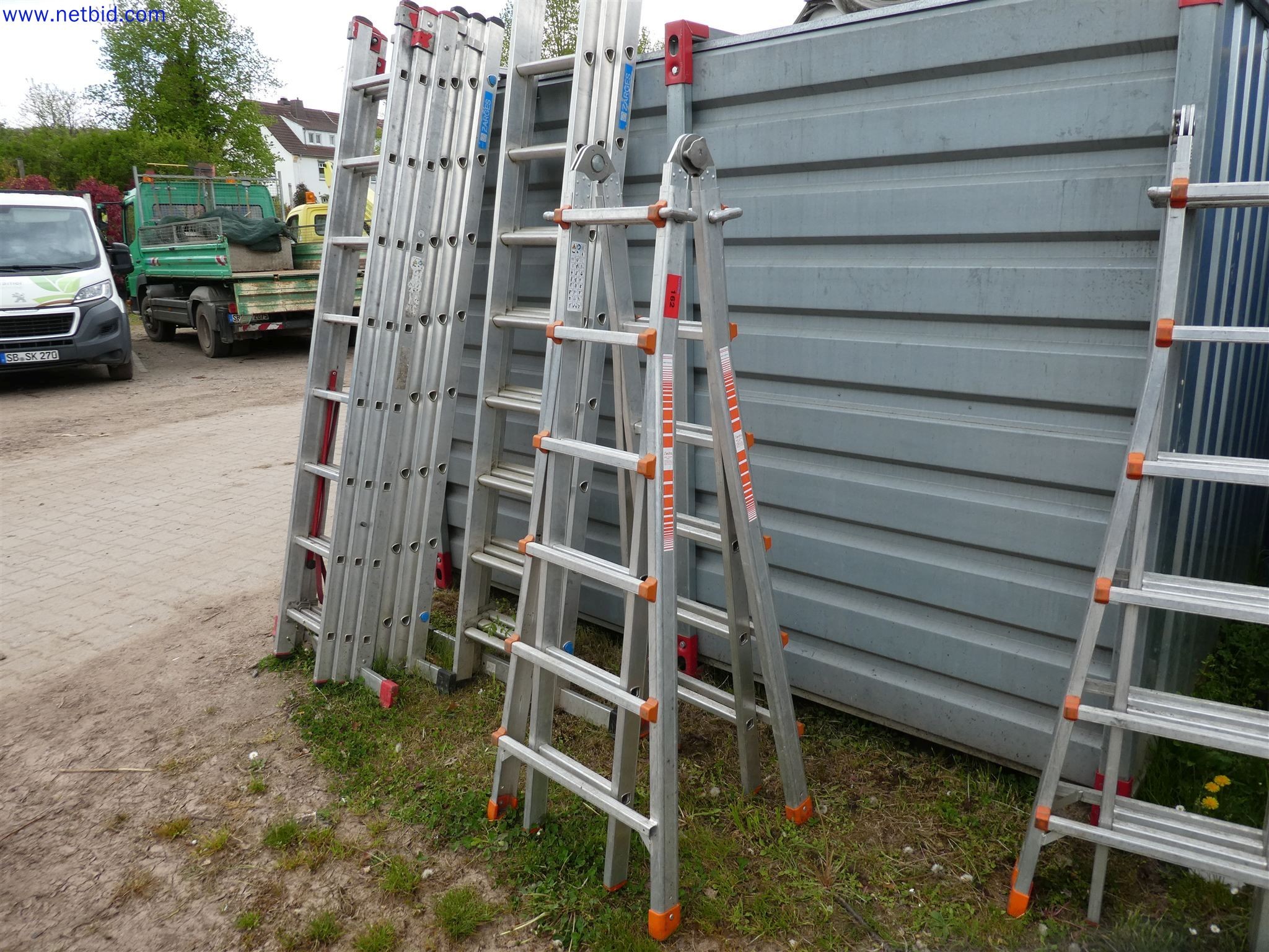 Machines de jardinage, pelles, véhicules de chantier & machines forestières-1