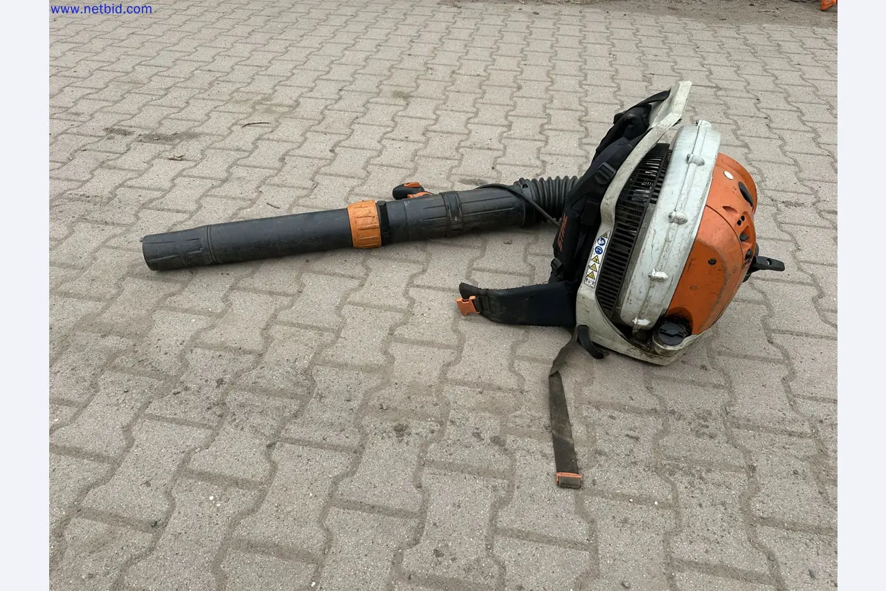 Zahradnické stroje, bagry, stavební vozidla a lesnické stroje-1