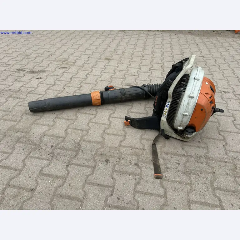 Zahradnické stroje, bagry, stavební vozidla a lesnické stroje-1