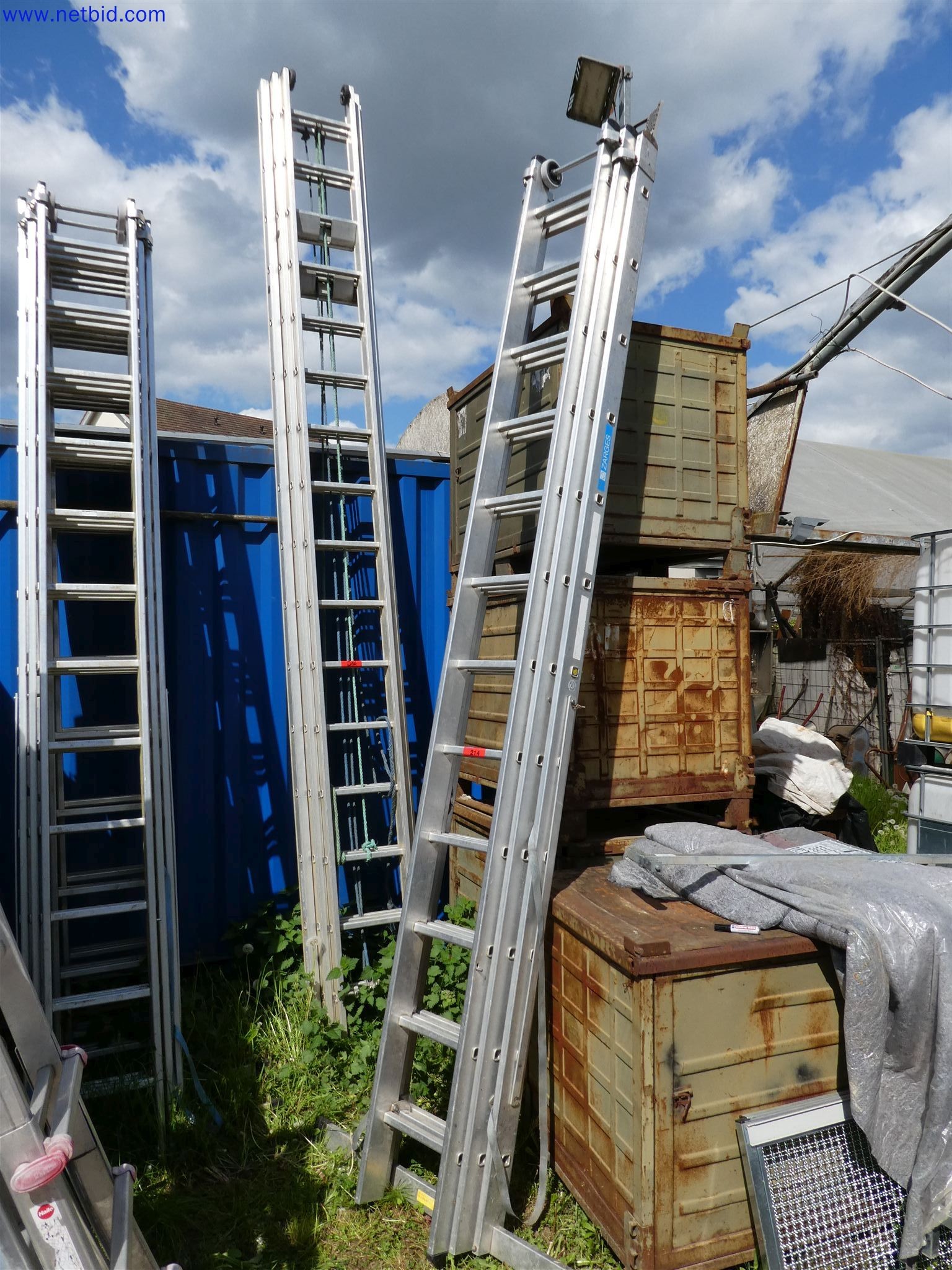 Machines de jardinage, pelles, véhicules de chantier & machines forestières-1