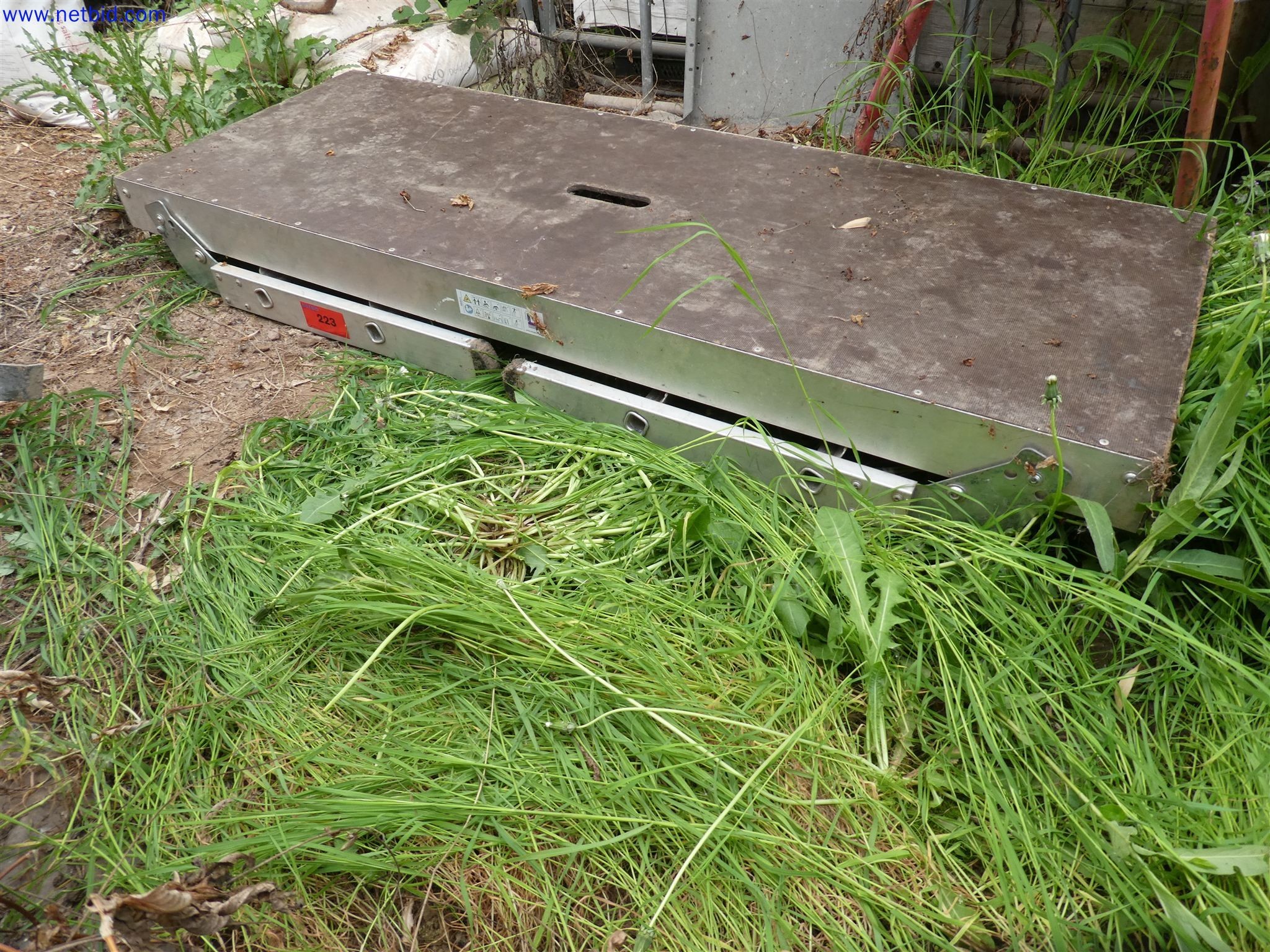 Machines de jardinage, pelles, véhicules de chantier & machines forestières-1