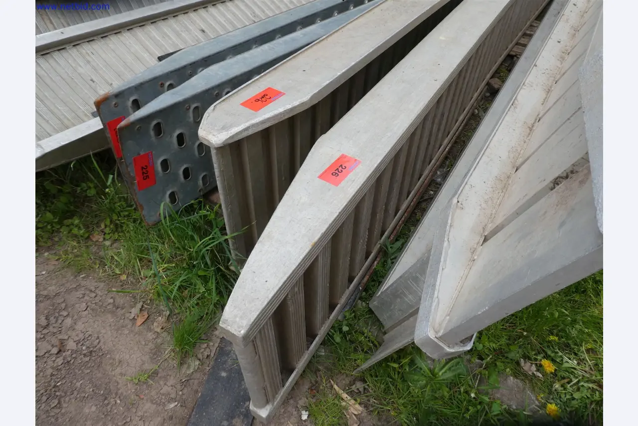 Machines de jardinage, pelles, véhicules de chantier & machines forestières-2