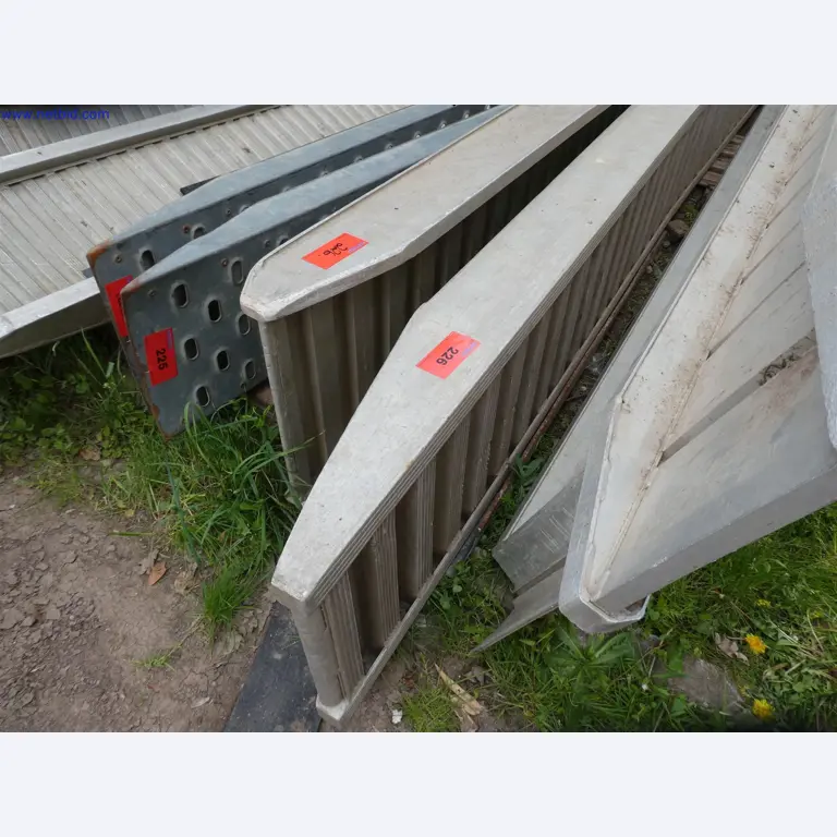 Machines de jardinage, pelles, véhicules de chantier & machines forestières-2