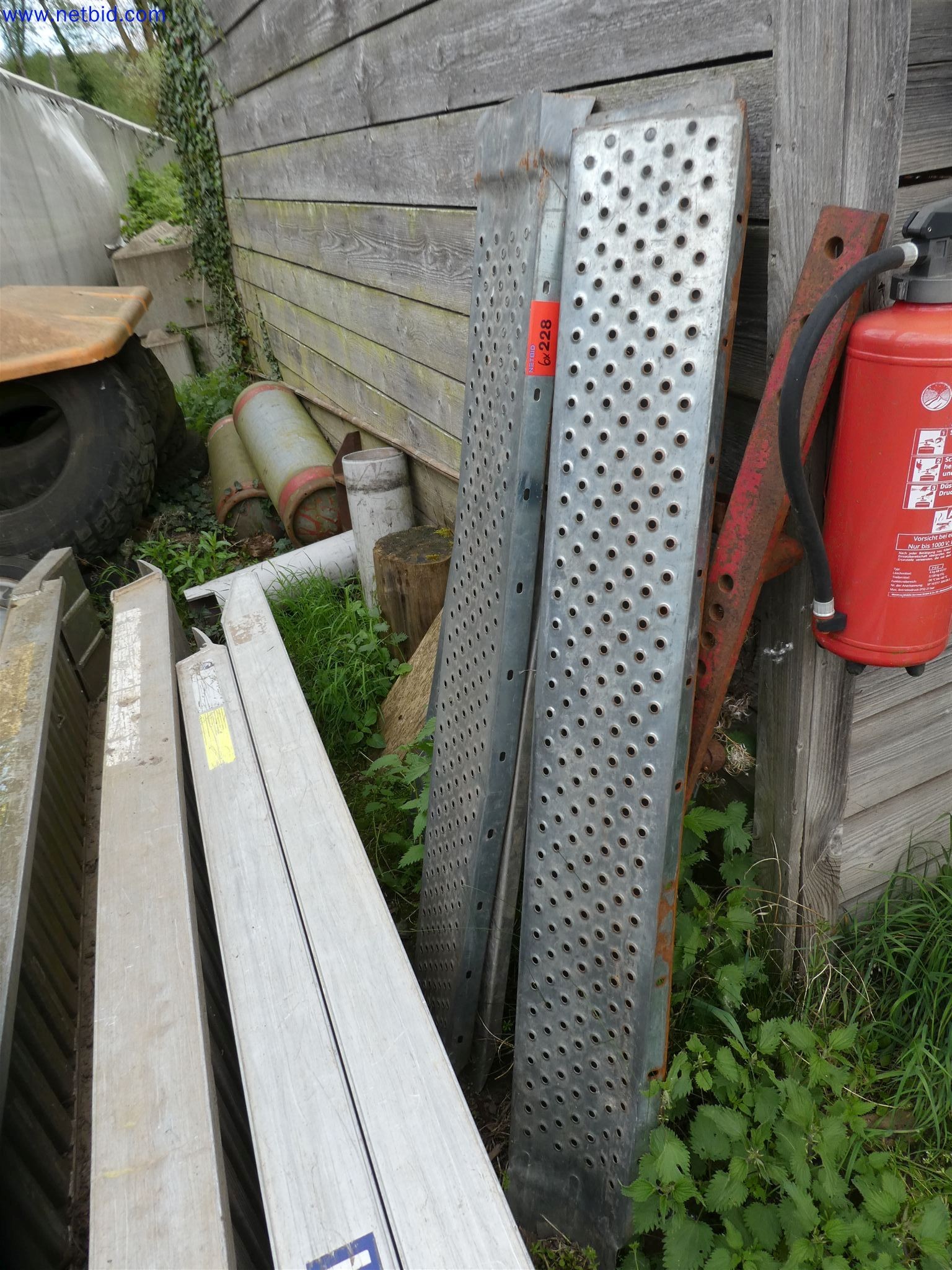 Machines de jardinage, pelles, véhicules de chantier & machines forestières-1