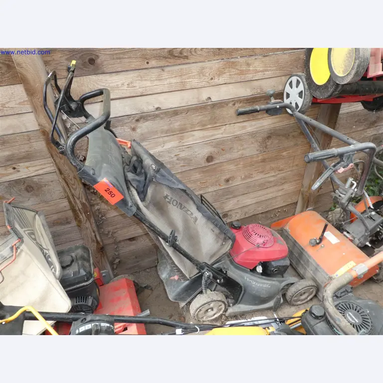 Machines de jardinage, pelles, véhicules de chantier & machines forestières-1