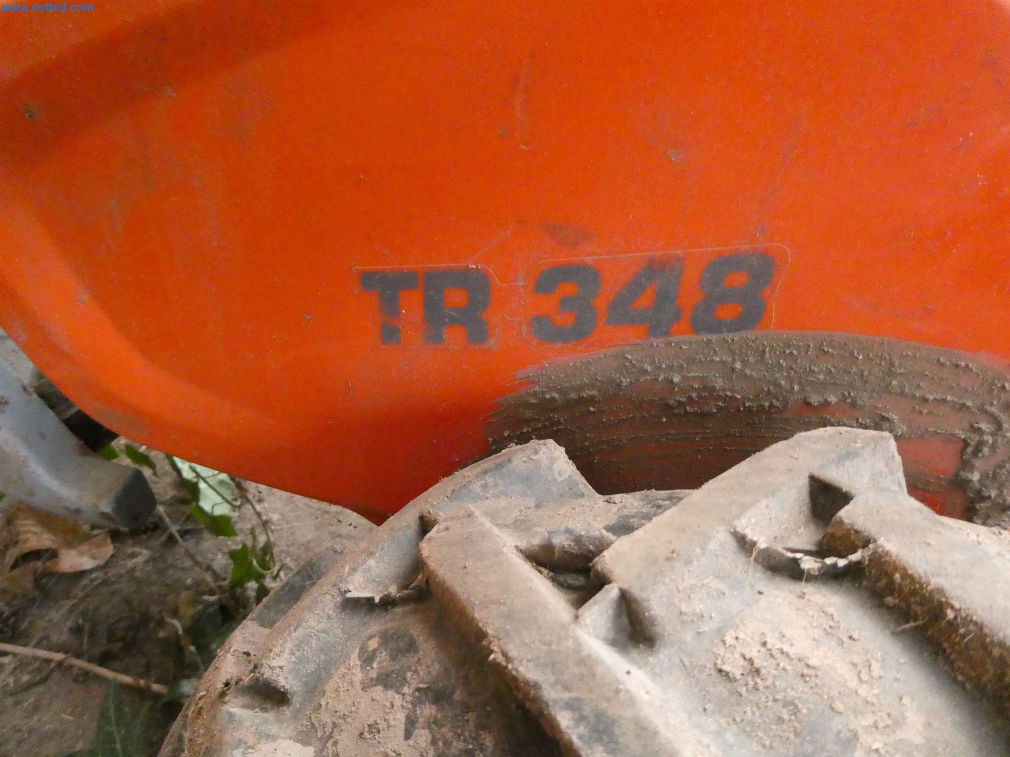 Zahradnické stroje, bagry, stavební vozidla a lesnické stroje-3