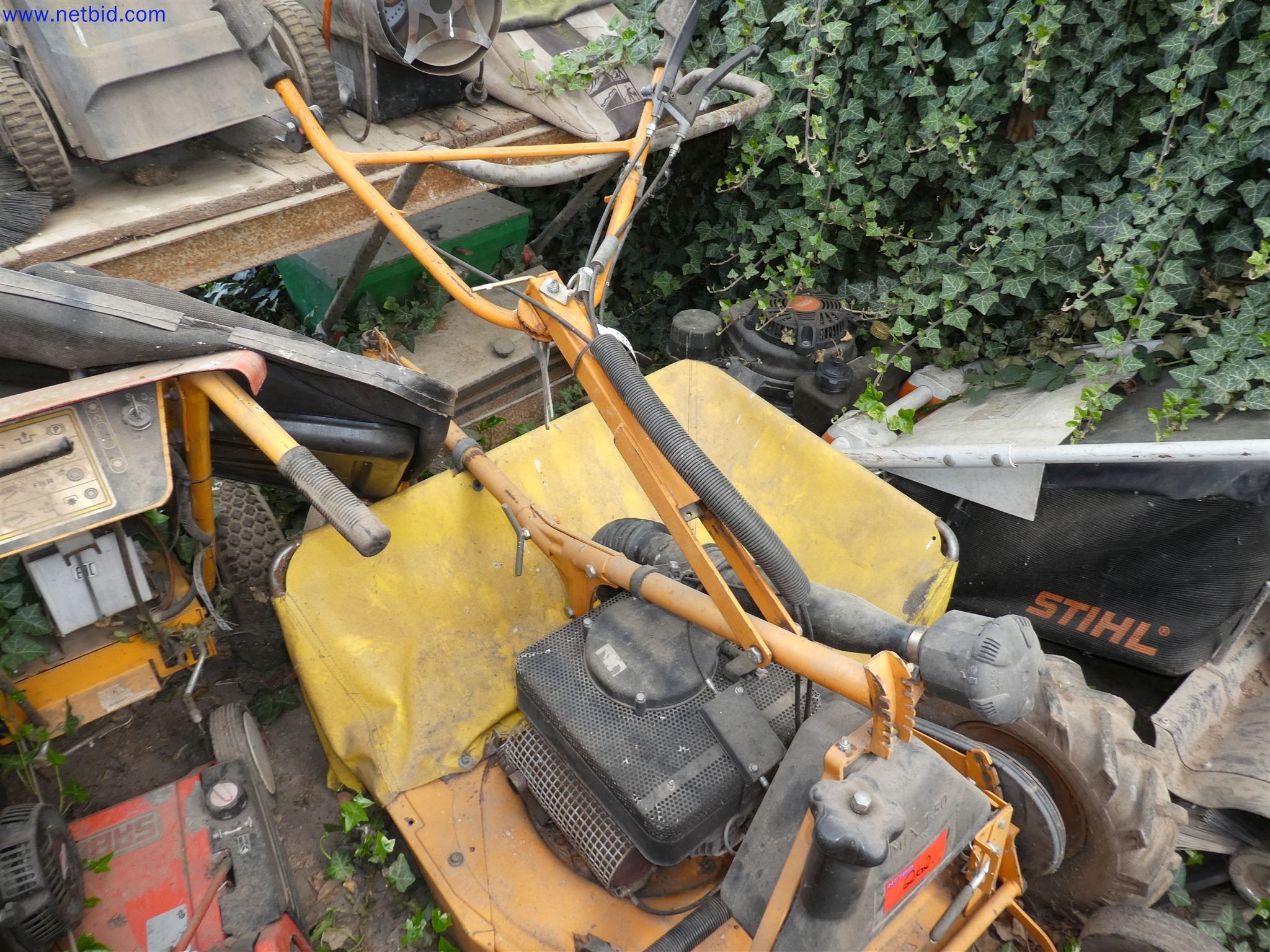 Machines de jardinage, pelles, véhicules de chantier & machines forestières-2
