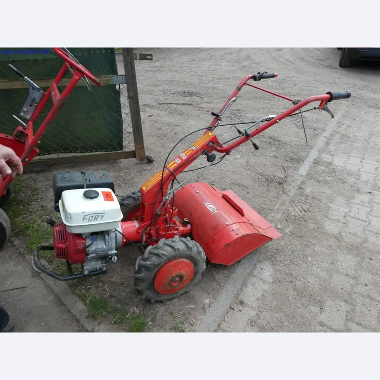 Horticultural machinery, excavators, construction vehicles & forestry machinery-1