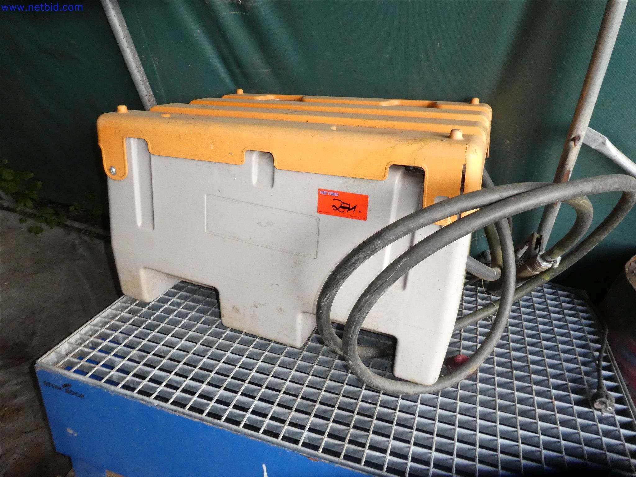Machines de jardinage, pelles, véhicules de chantier & machines forestières-1