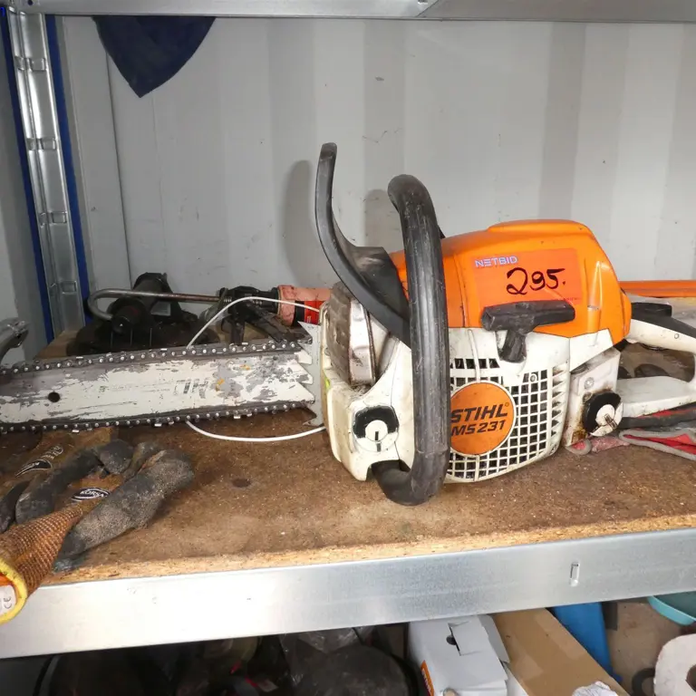 Motorized chainsaw Stihl MS 231/C