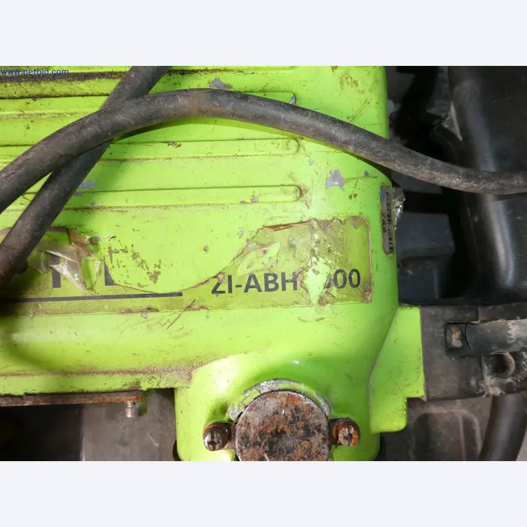 Horticultural machinery, excavators, construction vehicles & forestry machinery-3